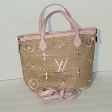 Load image into Gallery viewer, 300 Small Tweed Crossbody
